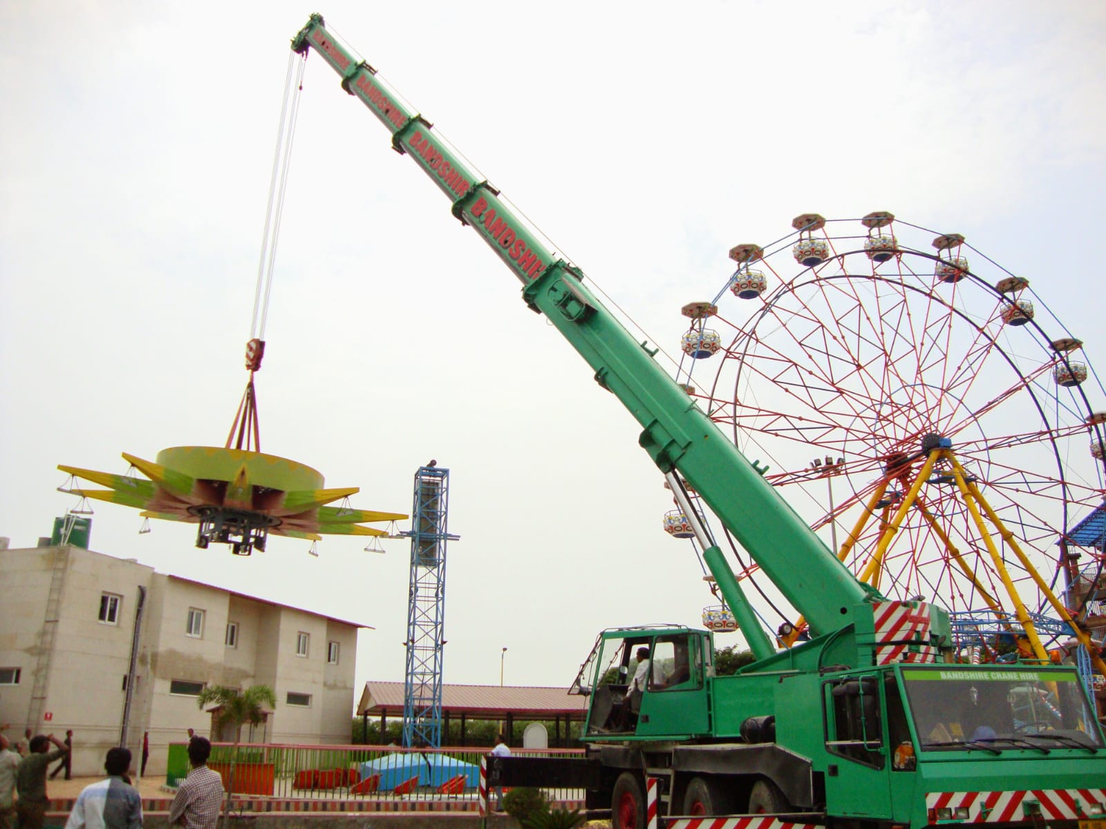 crane at jurassic park